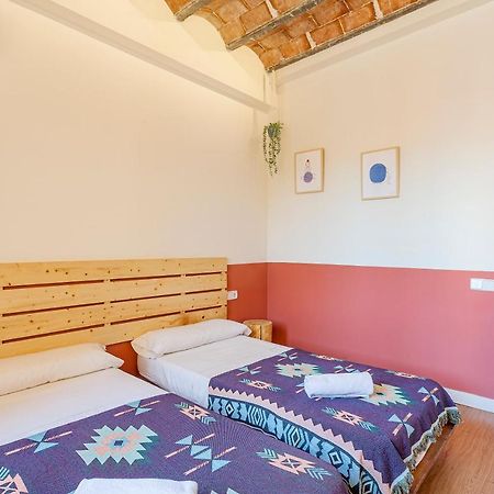 Bird House Hostel Barcelona Exterior photo