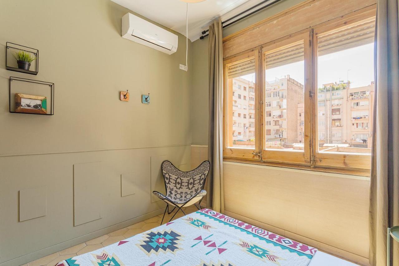 Bird House Hostel Barcelona Exterior photo