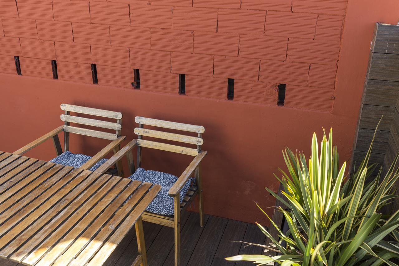 Bird House Hostel Barcelona Exterior photo